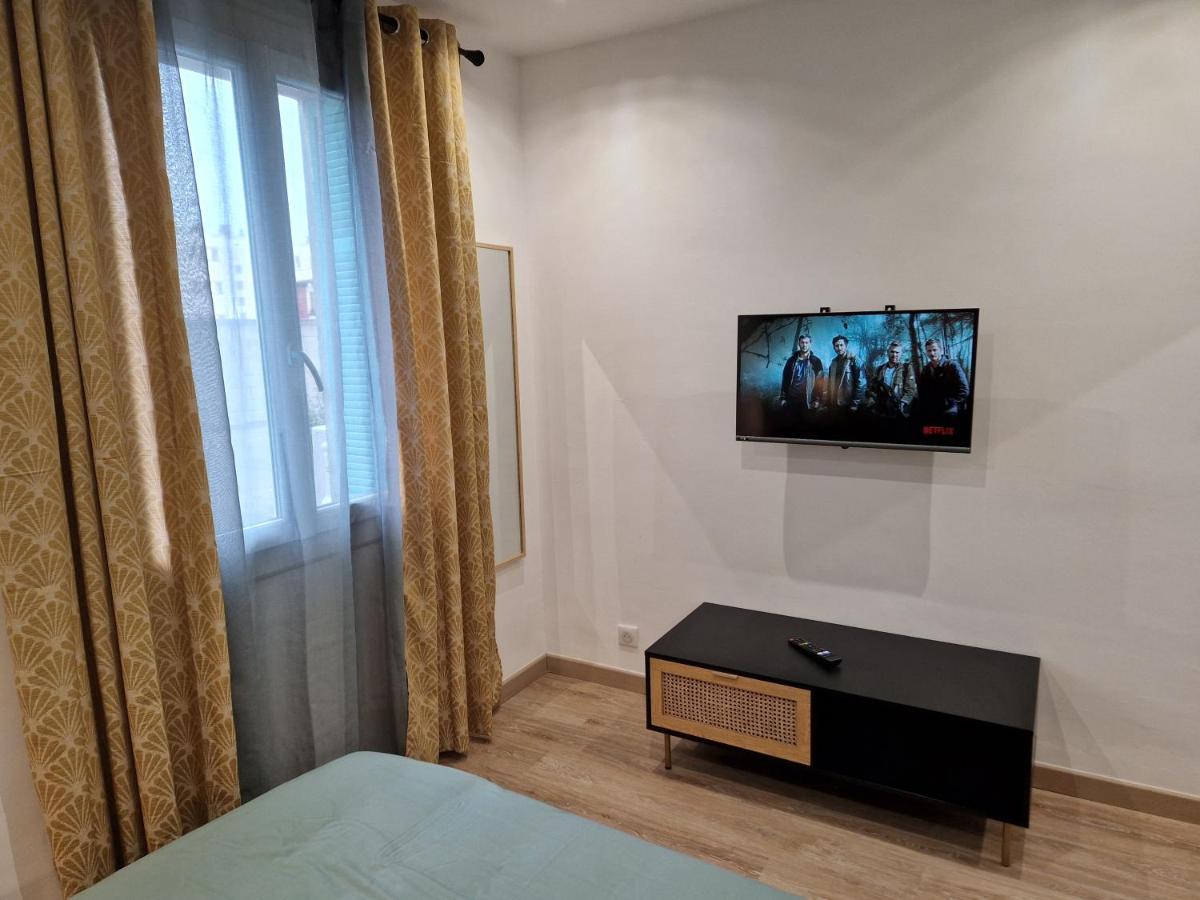 Appartement Ajaccio Climatise 4 Personnes Parking Gratuit Exterior photo